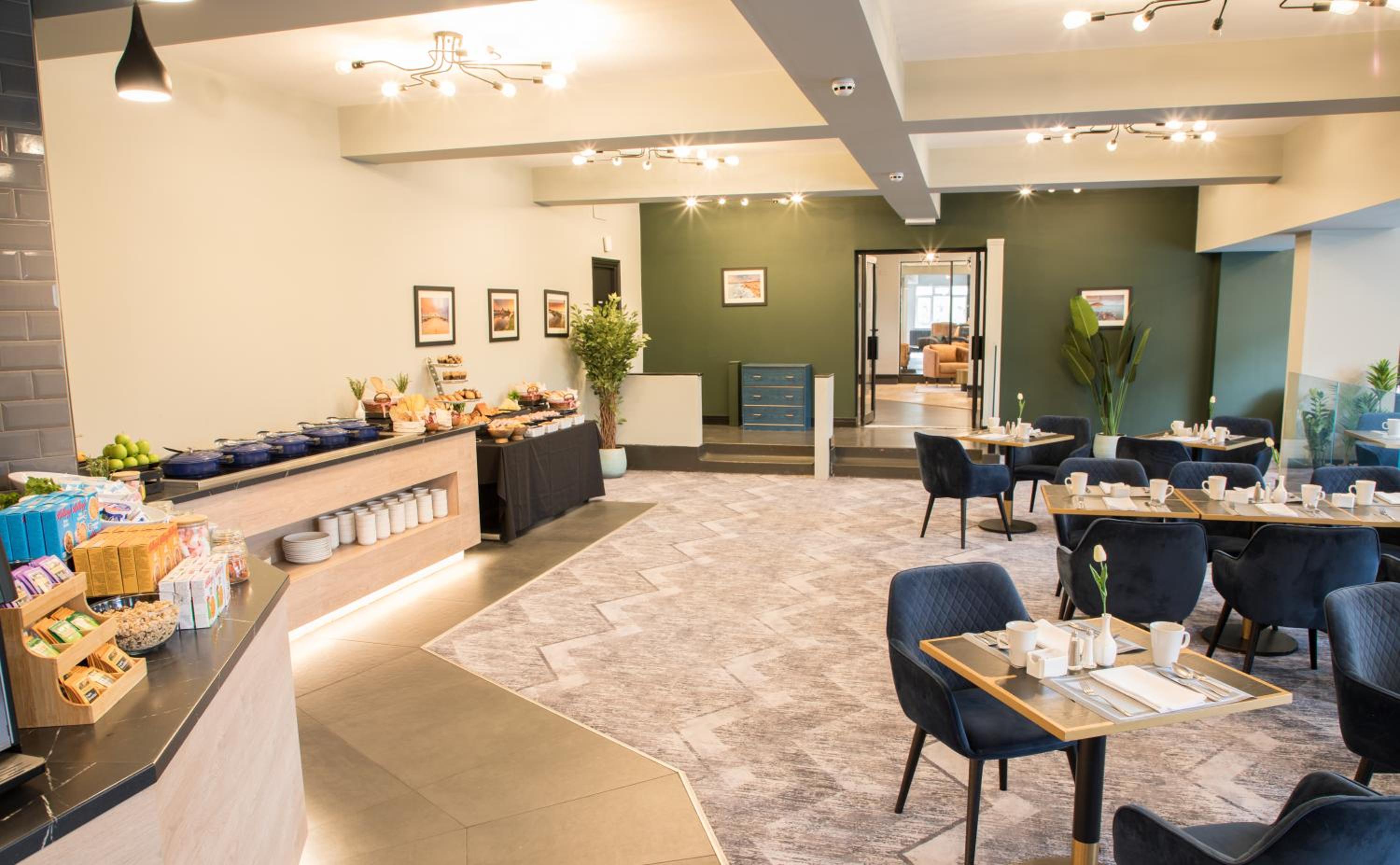 Фото Park Inn by Radisson Bournemouth