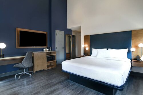 Гостиница Courtyard by Marriott Cincinnati Downtown в Цинциннати