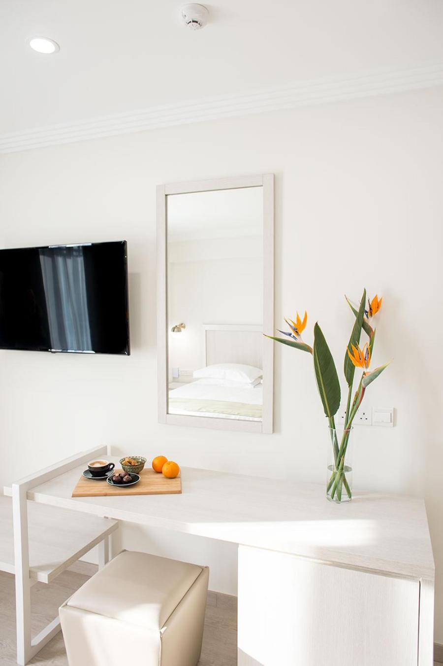 Фото Roseum Boutique Hotel