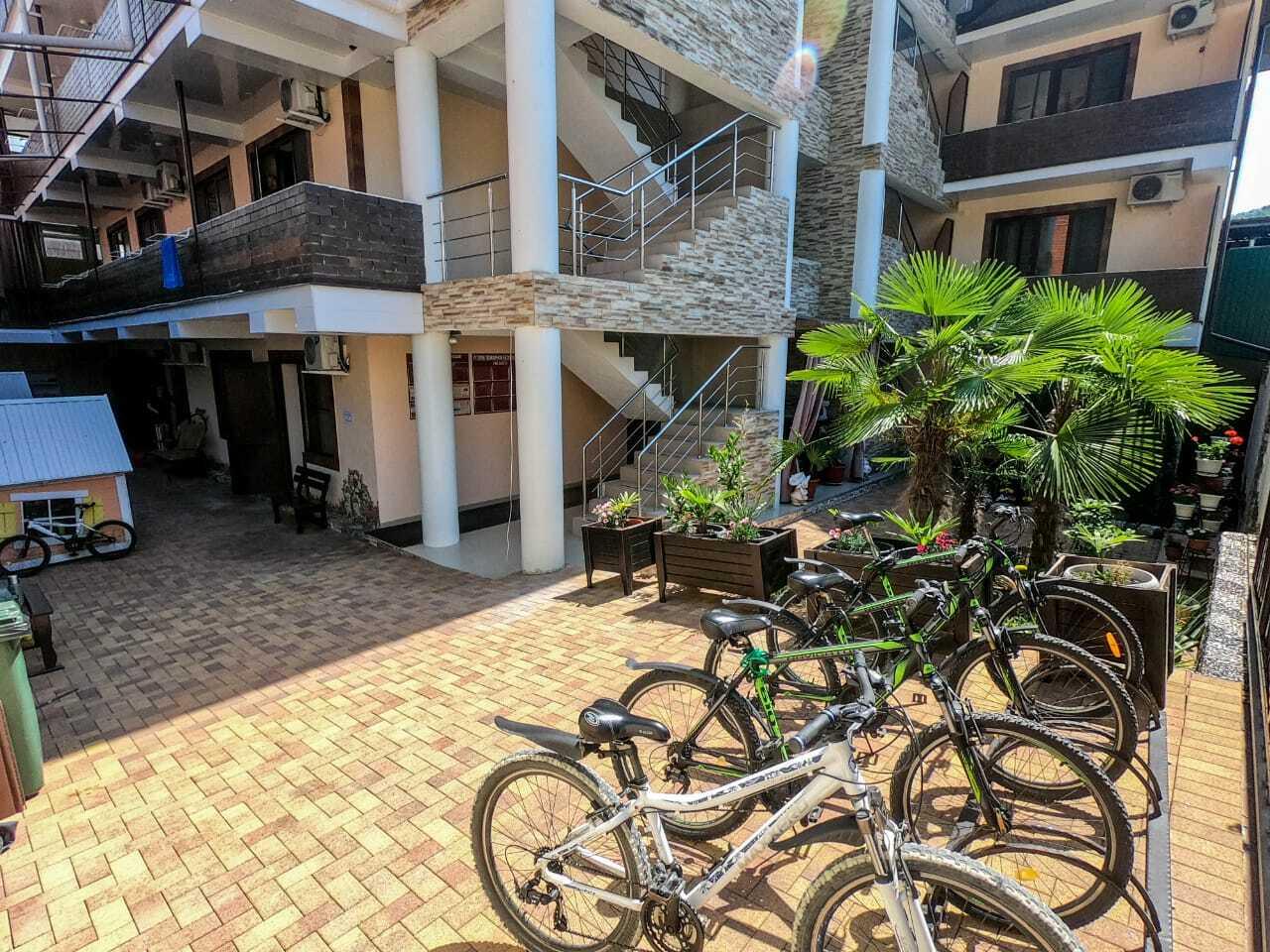 Фото отеля 2