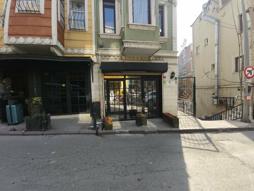 Гостиница Greenbird Suites в Бейоглу