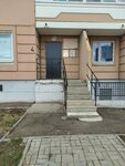 Step Up Center (Polenova Street, 2) ، التعليم الإضافي