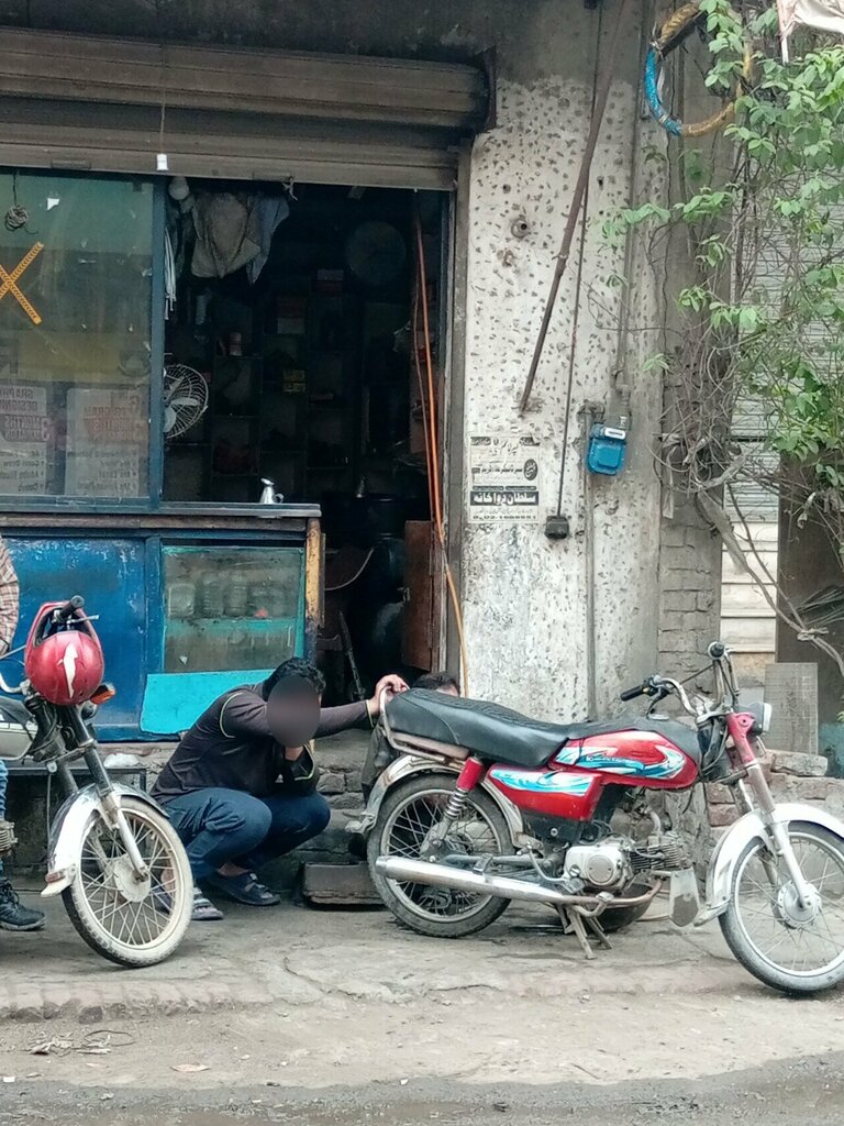 Tire service Puncher Shop, Lahore, photo