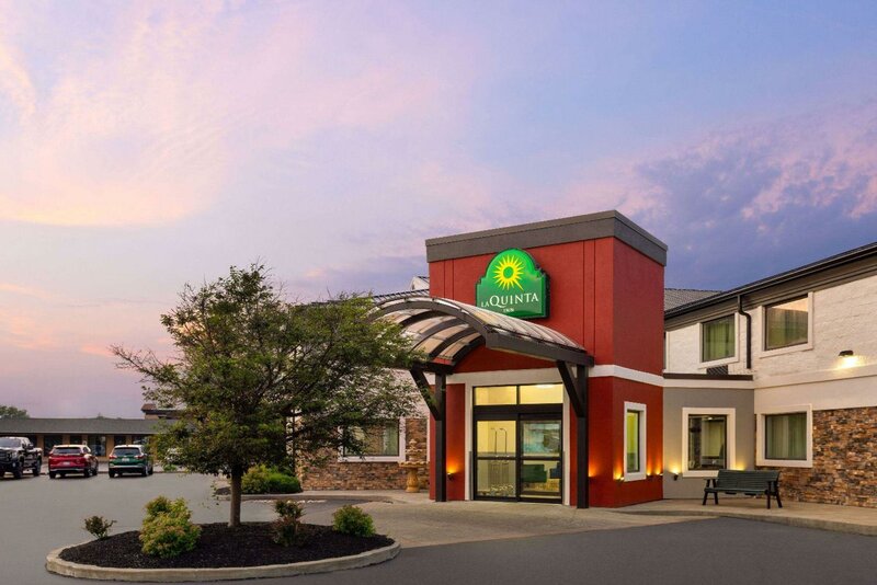 Гостиница La Quinta Inn by Wyndham Buffalo Airport