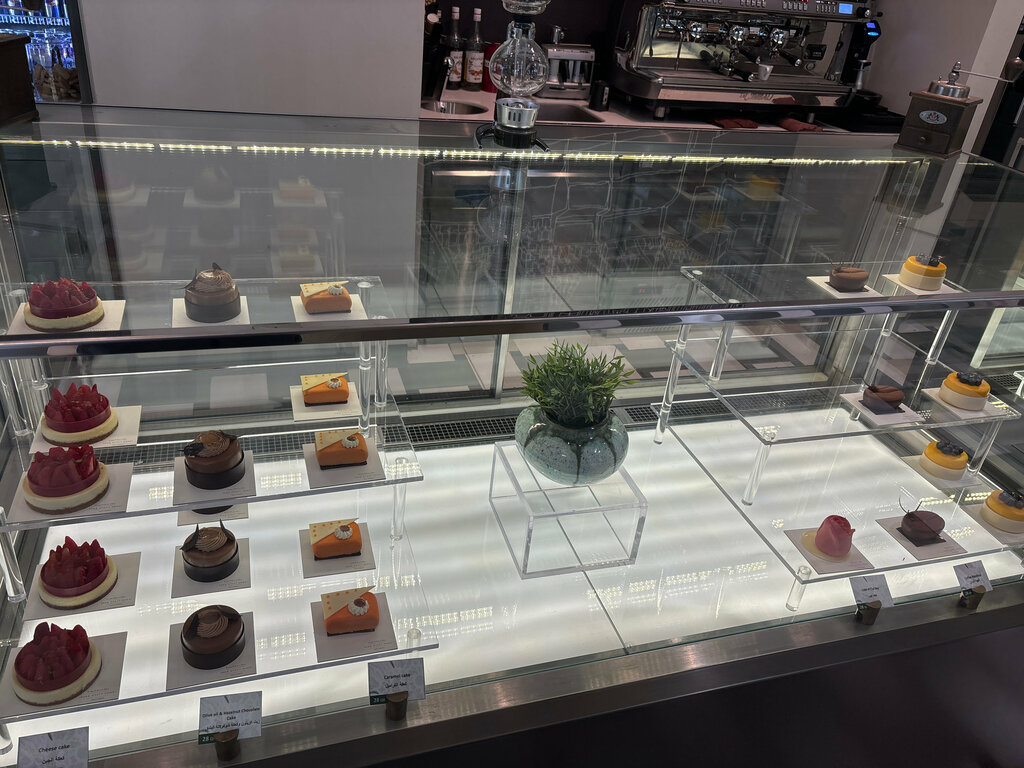 Coffee shop Anis, Doha, photo