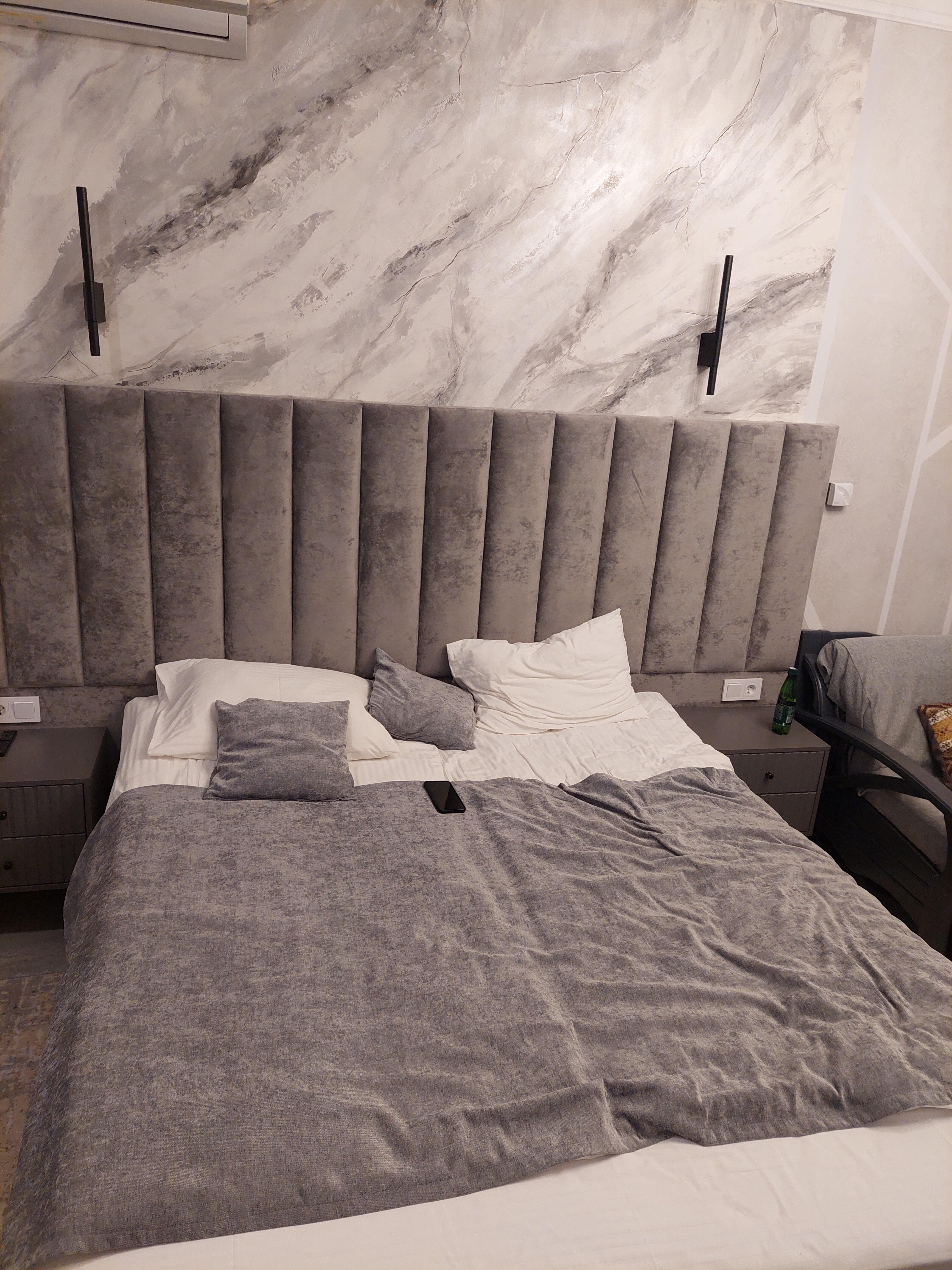 Фото Зеркальный