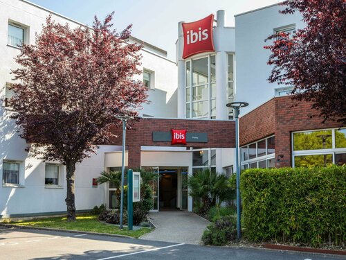 Гостиница Ibis Massy в Антони