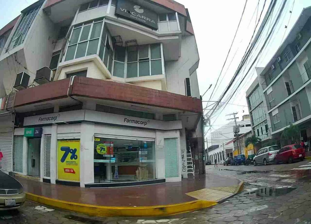 Pharmacy Farmacia Farmacorp, Santa Cruz de la Sierra, photo