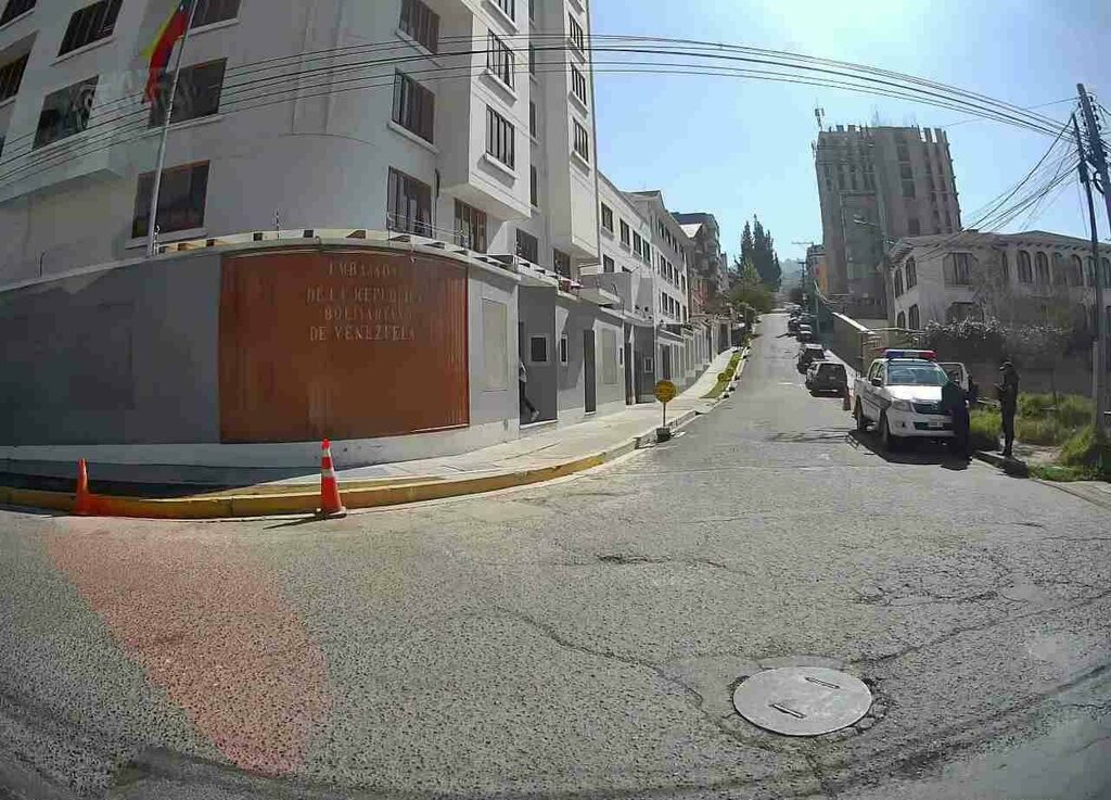 Embassy, consulate Embassy of Venezuela, La Paz, photo