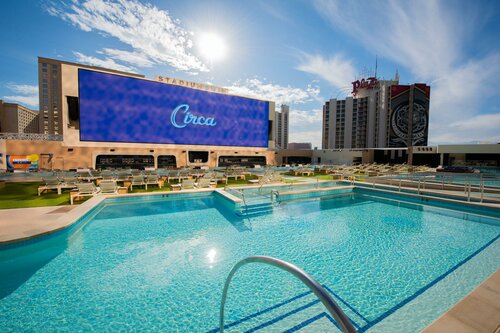 Гостиница Circa Resort & Casino в Лас-Вегасе