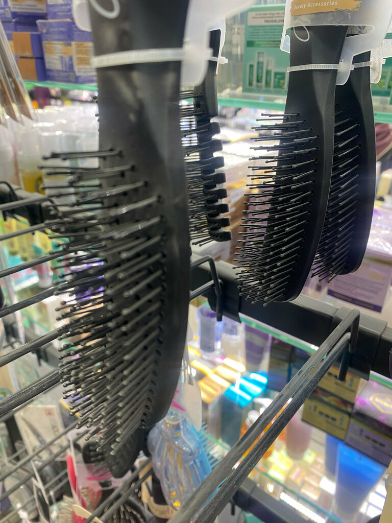 Perfume and cosmetics shop Улыбка радуги, Tula, photo