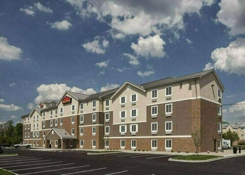Гостиница WoodSpring Suites Kansas City South в Грандвью