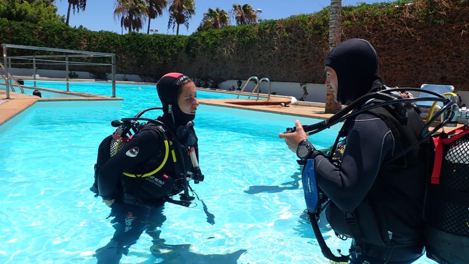 Фото Apartahotel Costa Volcán