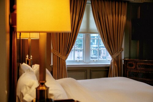 Гостиница Windsor Arms Hotel в Торонто