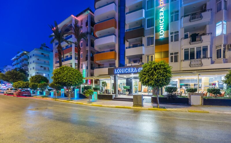Гостиница Lonicera City Hotel в Аланье