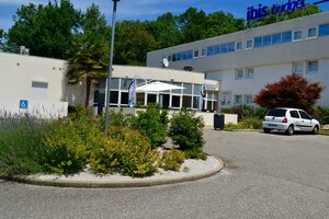 Гостиница Ibis budget Aix Les Bains - Grésy в Экс-ле-Бене