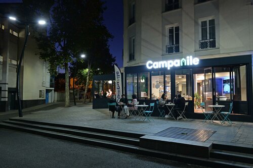 Гостиница Campanile Paris - Clichy Centre в Клишах