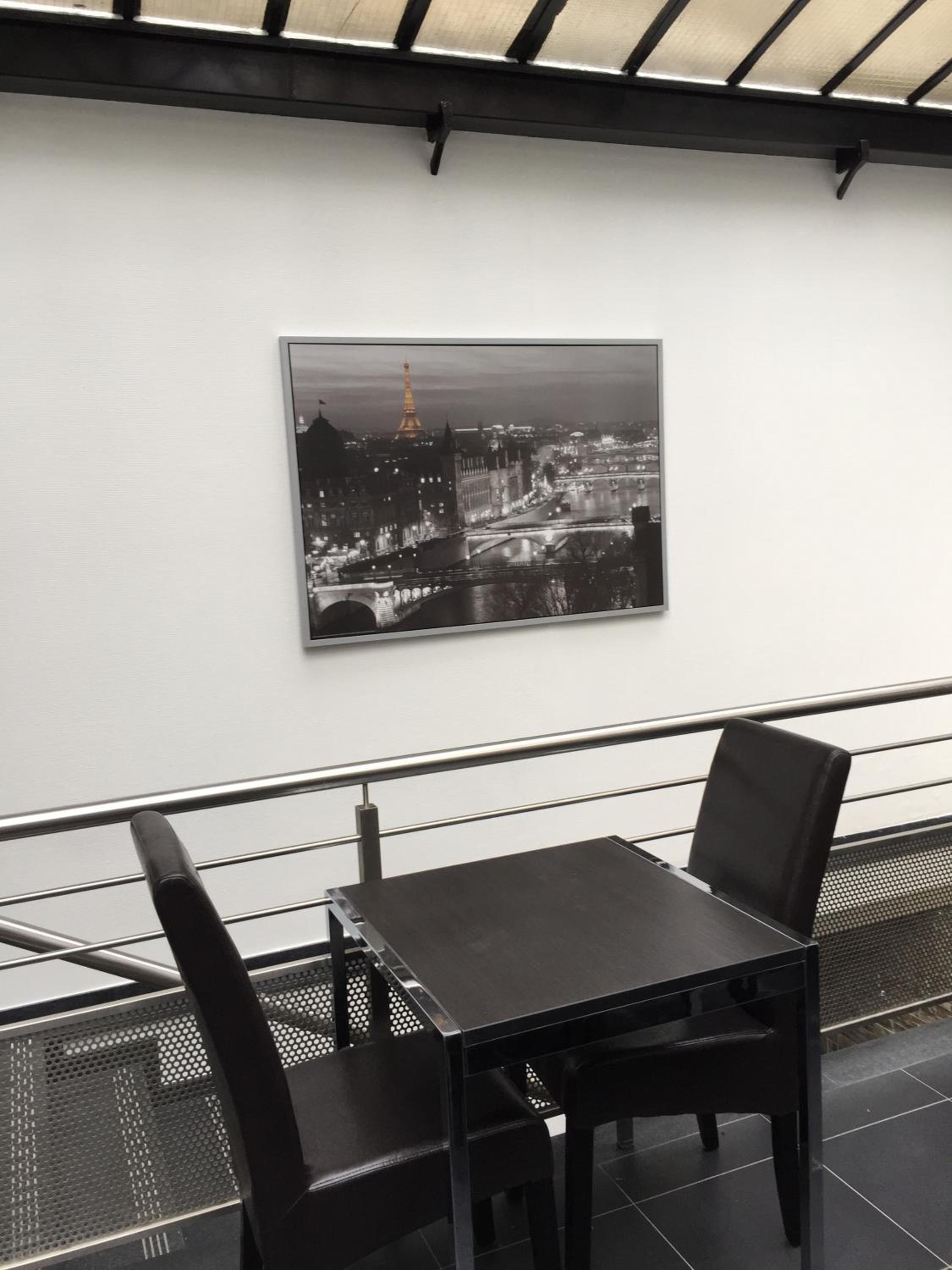 Фото Hôtel Moderne