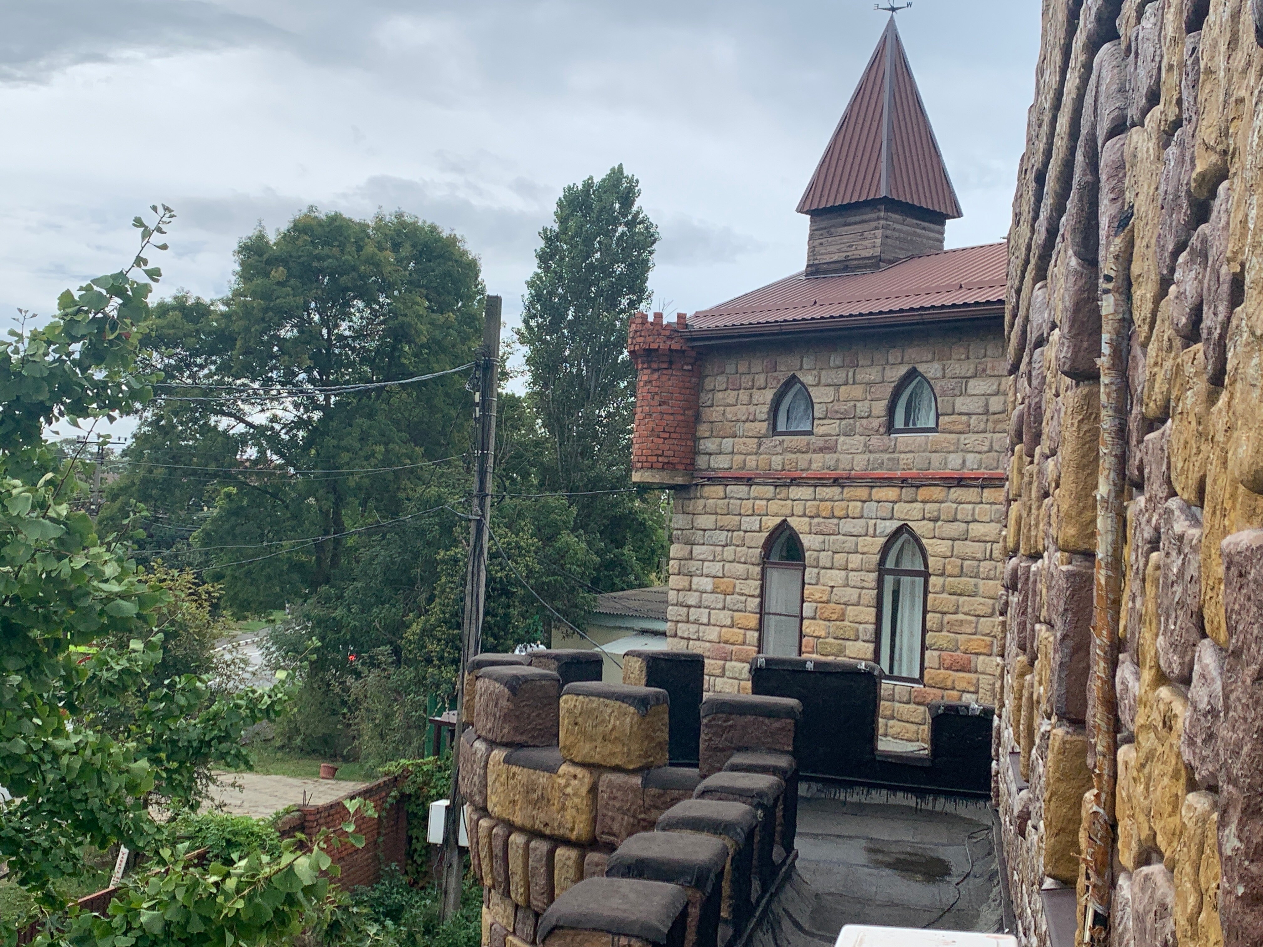 Фото Замок у реки