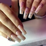 Dnails (Angarskaya Street, 10) ، صالون العناية بالأظافر