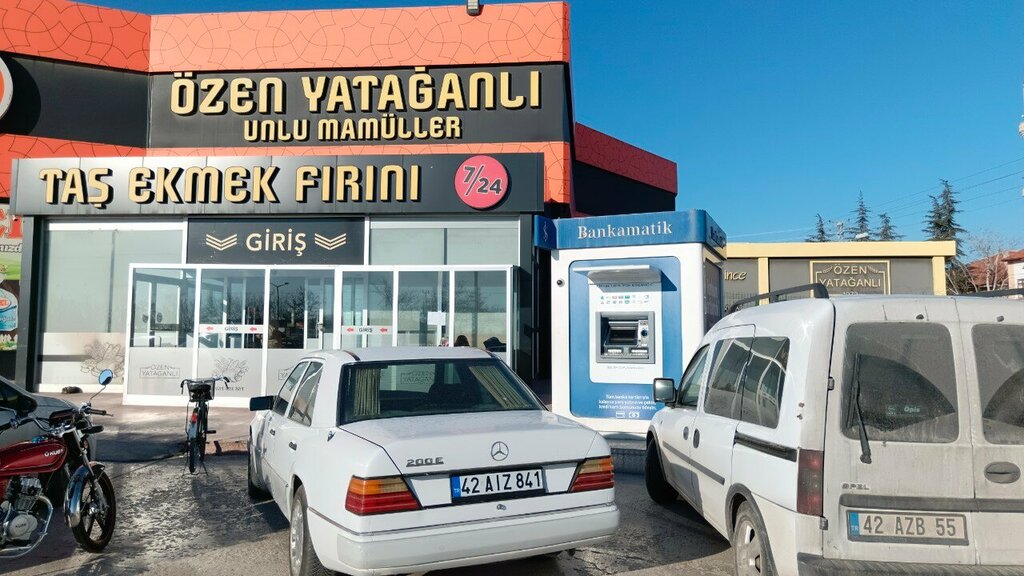 ATM Turkey Is Bank ATM, Konya, photo