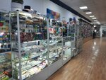 Нитки и пряжа (Stepana Razina Street, 9) ، لوازم الفن والحرف