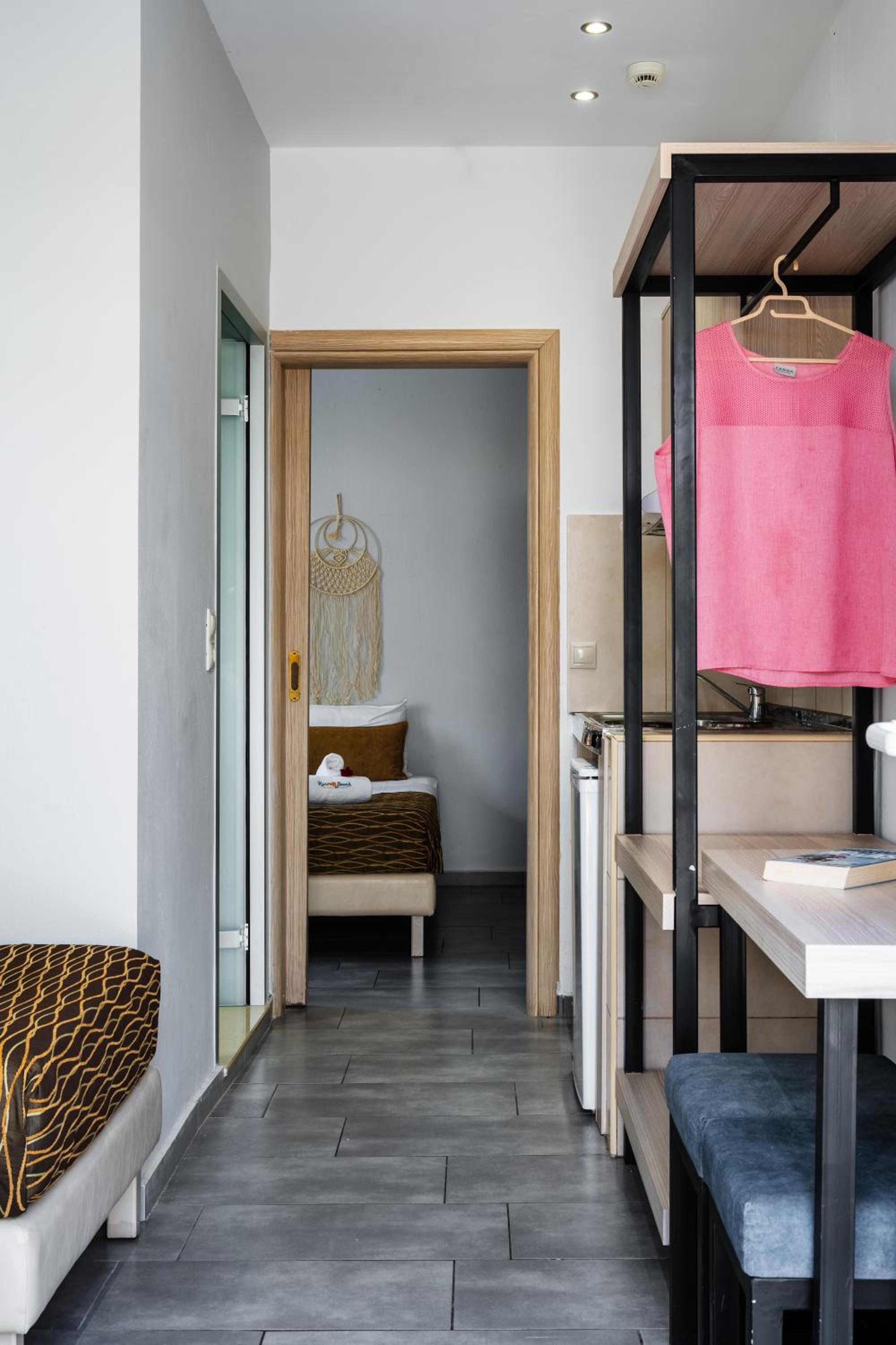 Фото Kastro Beach Apartments