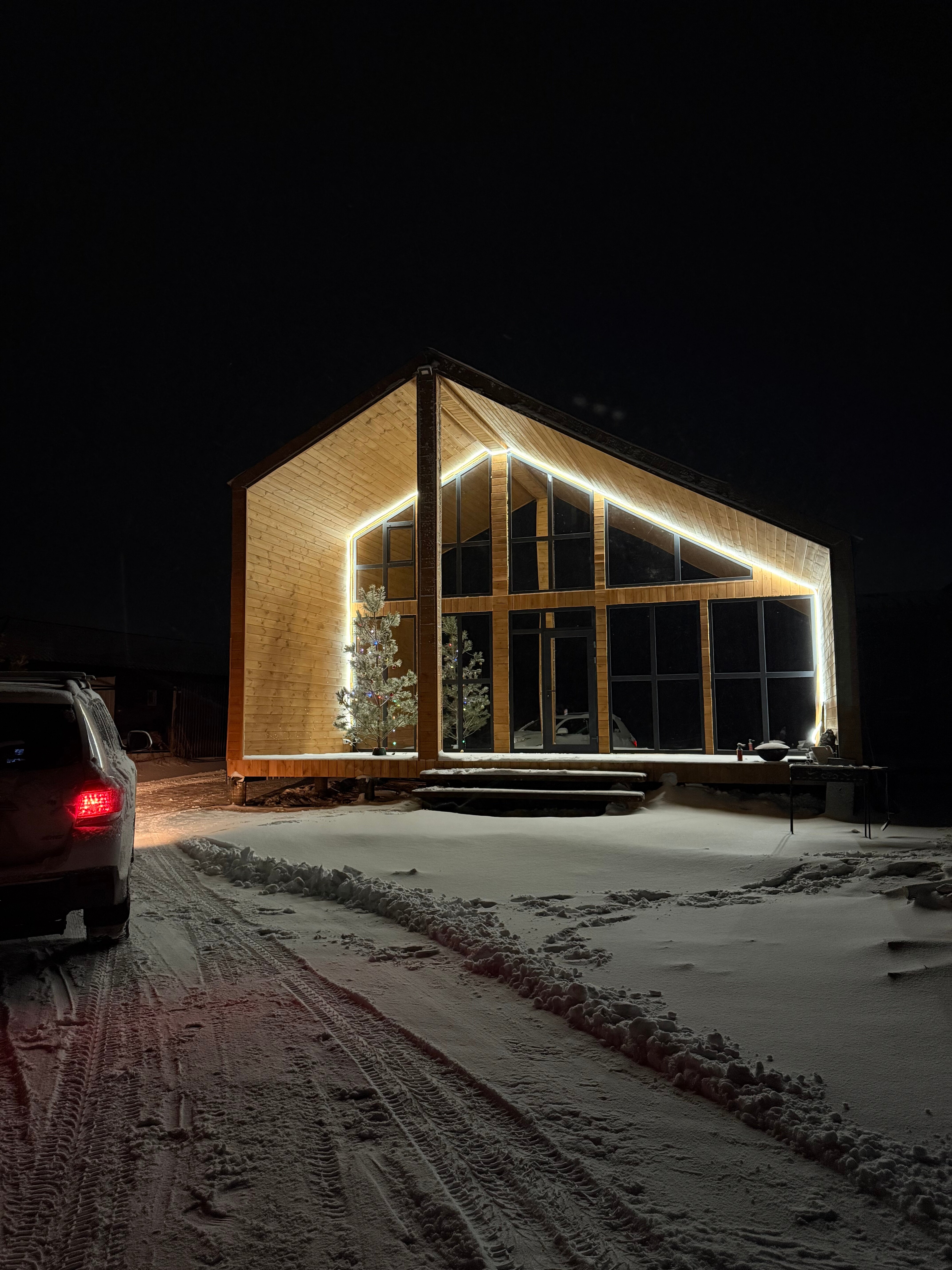 Фото Кандры Хауз