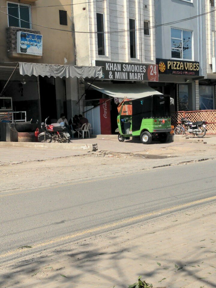Grocery Khan smokies & Mini Mart, Lahore, photo