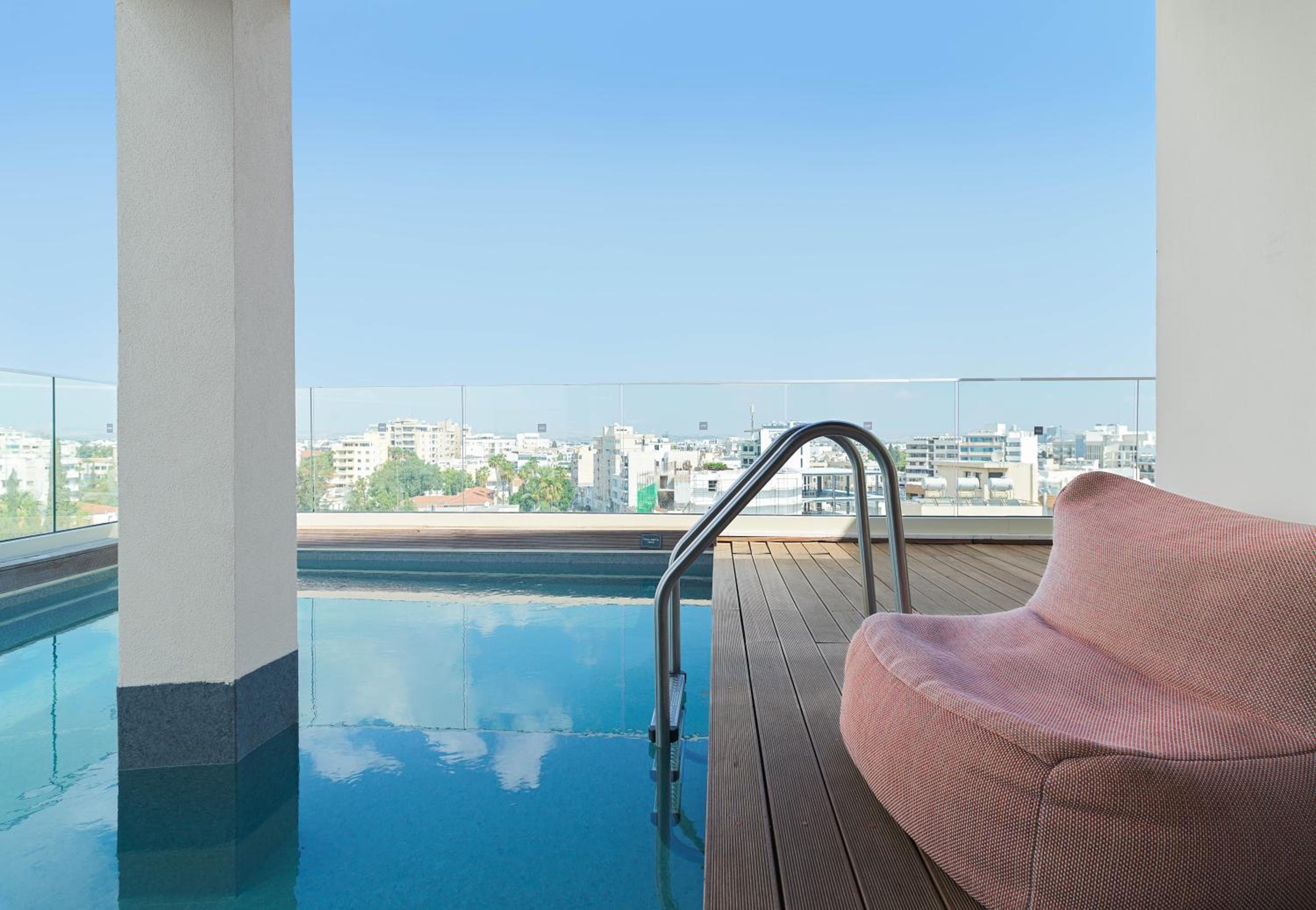 Фото Leonardo Boutique Hotel Larnaca