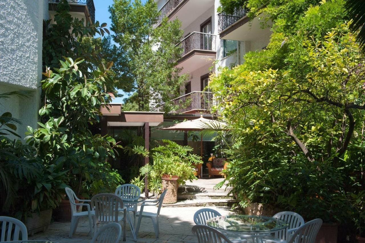 Фото Hotel La Pergola