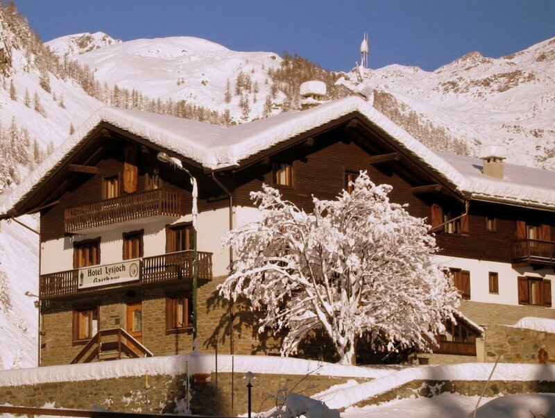 Гостиница Hotel Lysjoch в Грессонее-ла-Трините