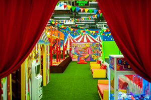 Kids Town (Moscow, Saltykovskaya Street, 49А), entertainment center