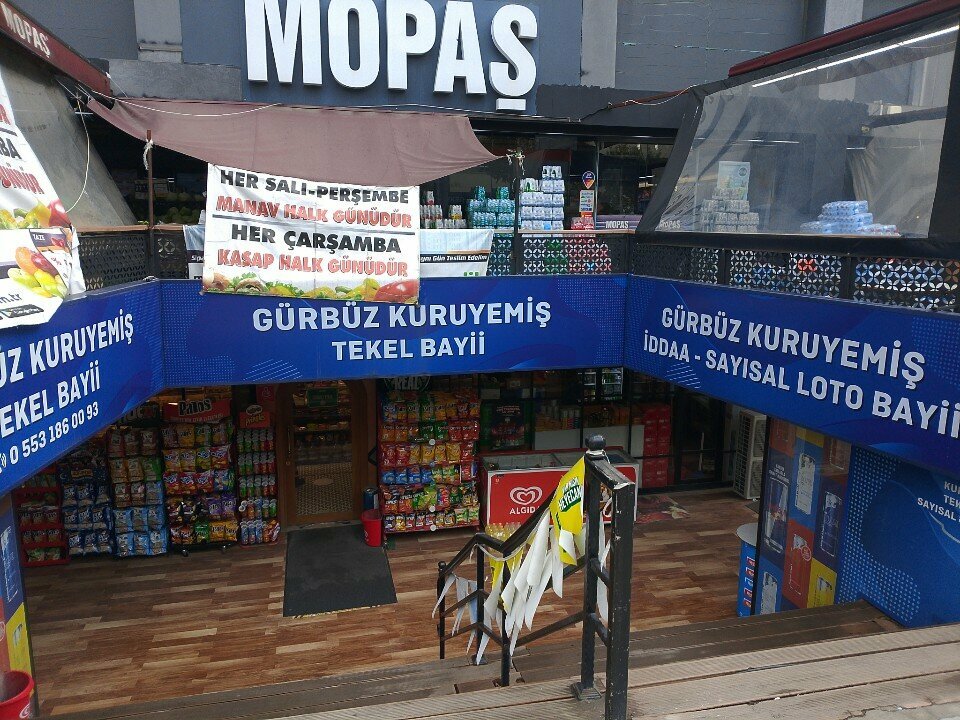 Bira dükkanı Gürbüz Kuruyemiş Tekel Bayii, İstanbul, foto