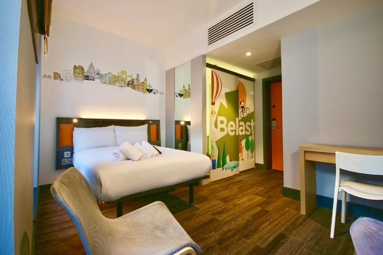 Фото EasyHotel Belfast