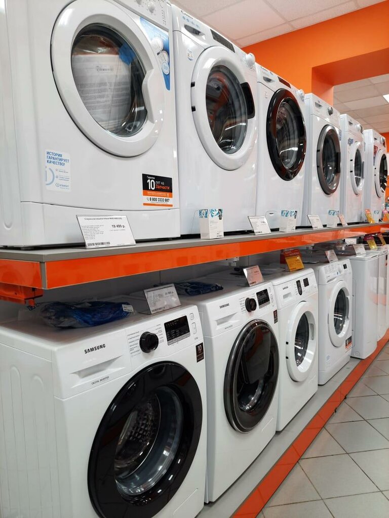 Electronics store DNS, Veliky Novgorod, photo