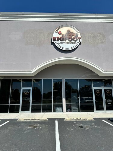Entertainment center Bigfoot Axe Throwers and Rage Room, Orlando, photo
