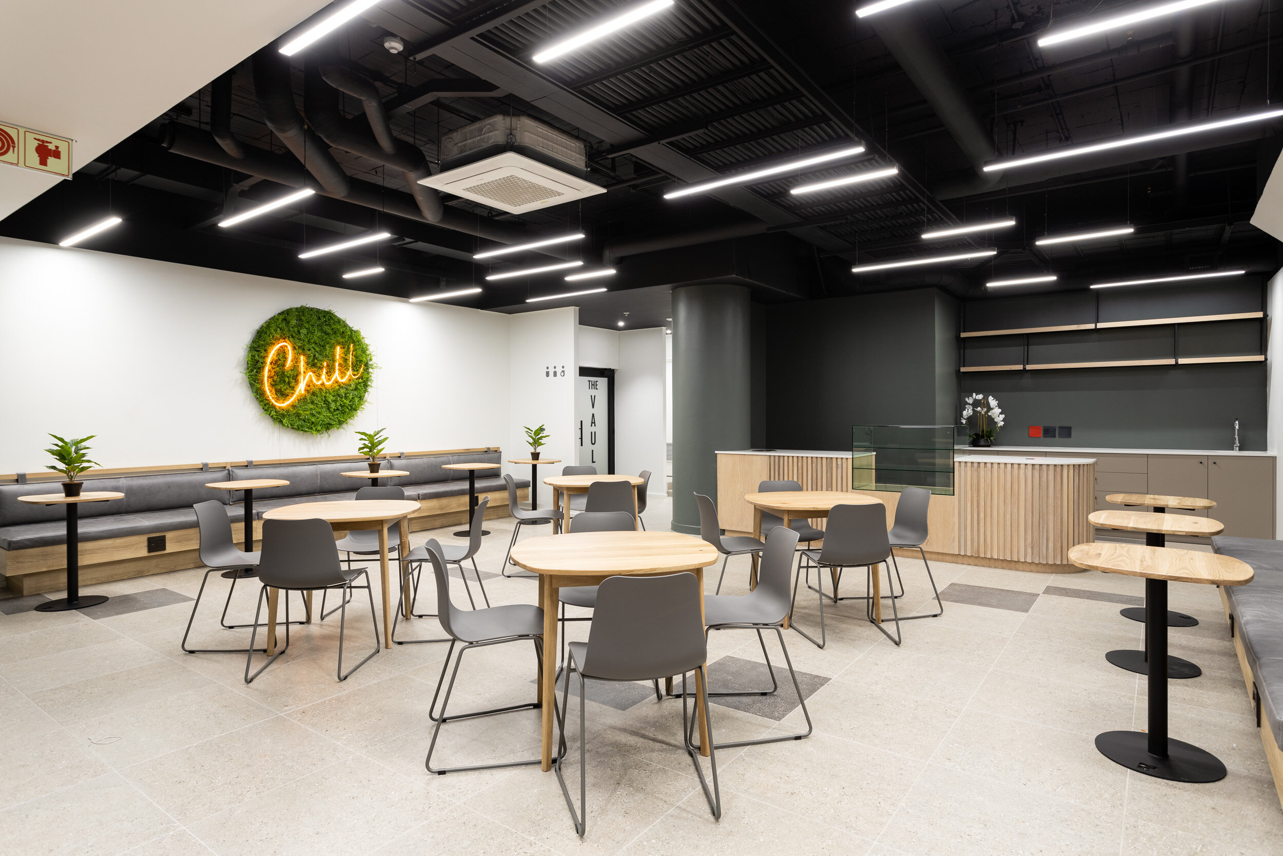 Фото Habitat Aparthotel by Totalstay