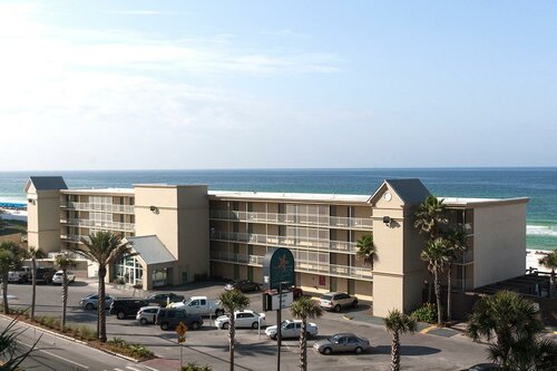 Гостиница Seahaven Beach Hotel