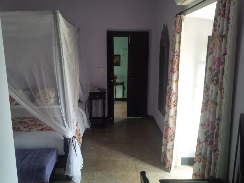 Фото Fort Tiracol Heritage Hotel