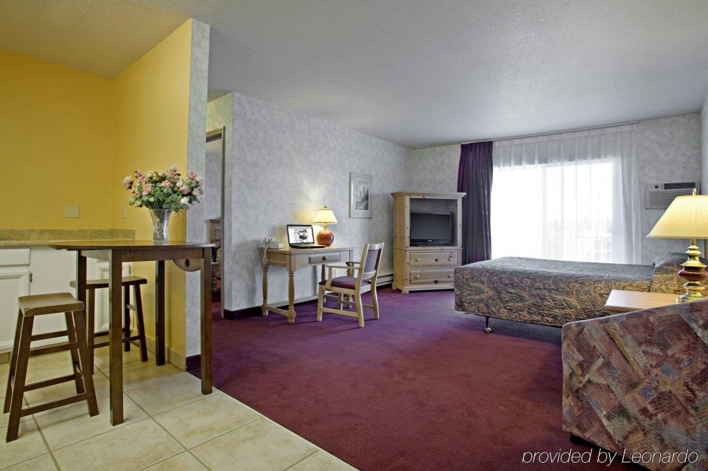 Фото Americas Best Value Inn & Suites Anchorage Airport