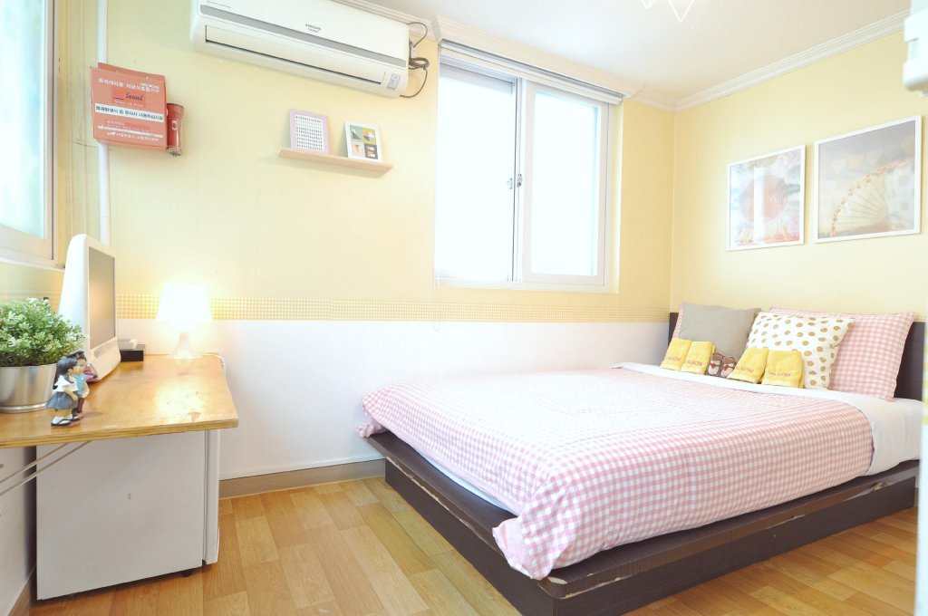 Фото Dalkom Myeongdong Guesthouse