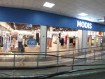 Modis (Bolshevikov Avenue, 27), clothing store