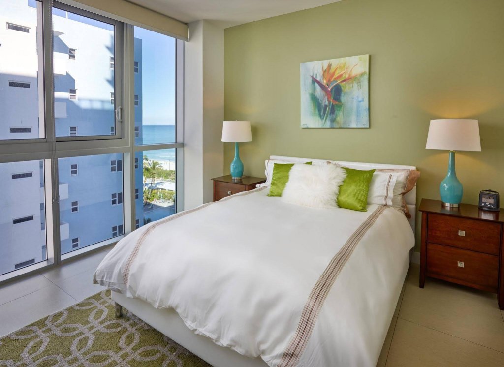 Фото Churchill Suites Monte Carlo Miami Beach