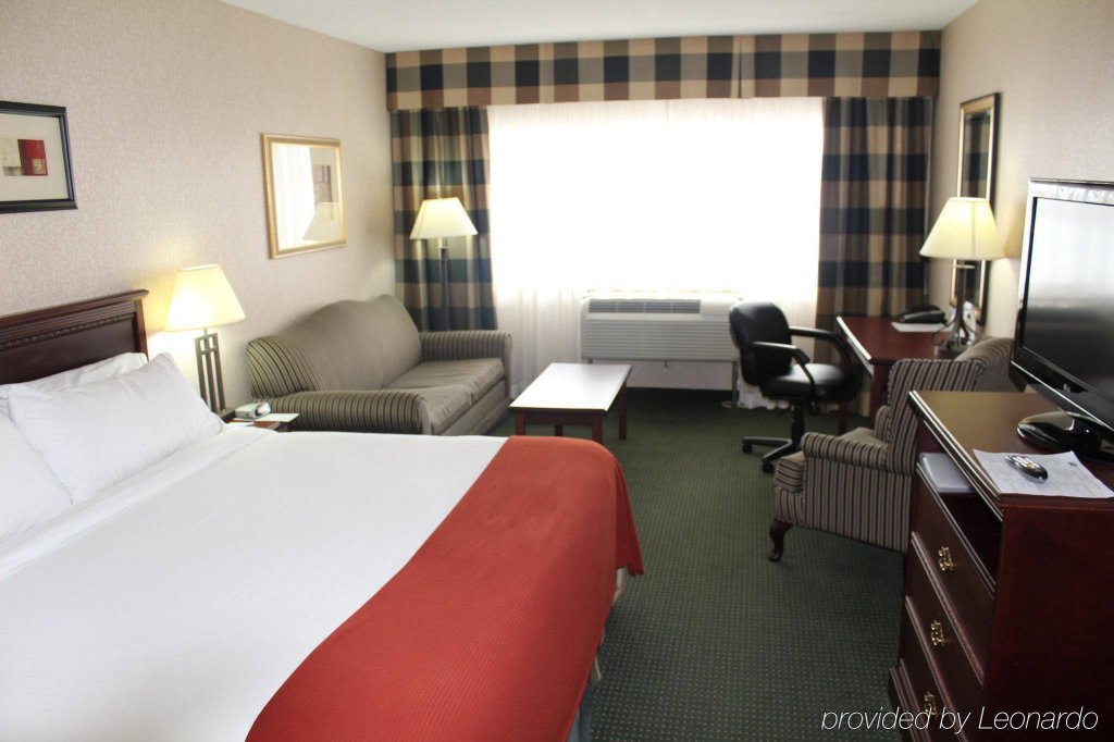 Фото GLō Best Western Mississauga Corporate Centre