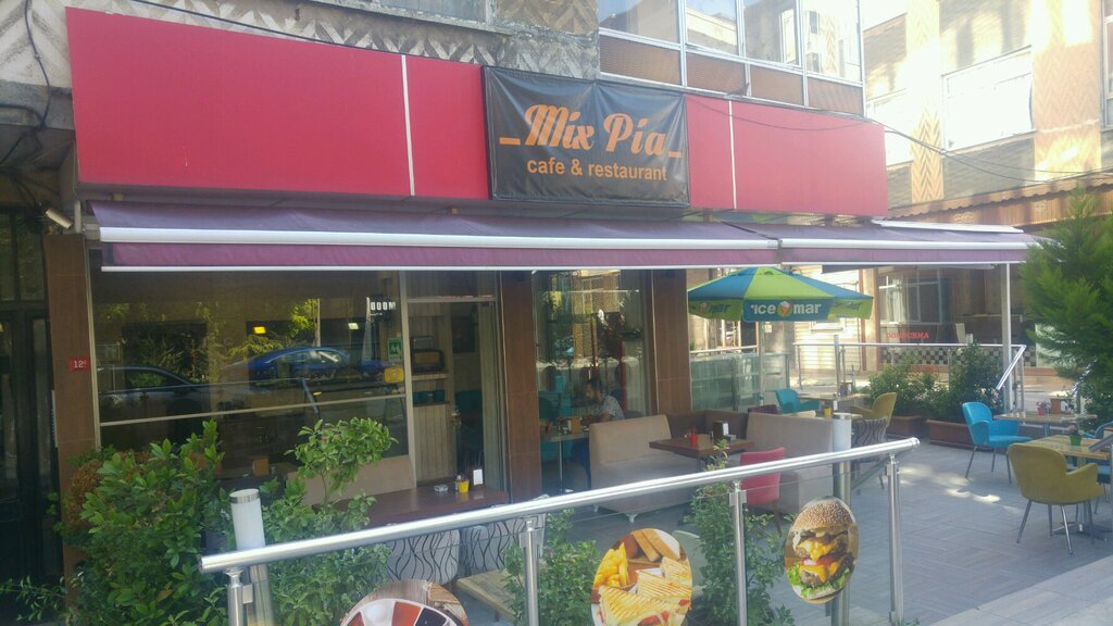 مطعم Mix Pia Cafe Restaurant ، اسطنبول، صورة