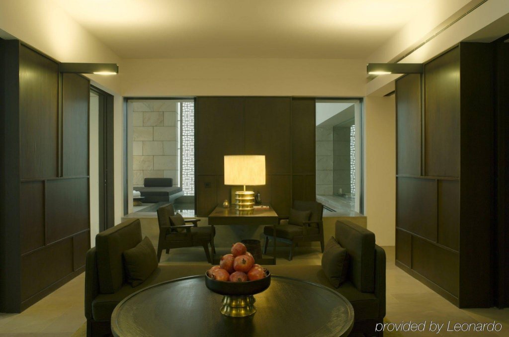 Фото The Lodhi Hotel