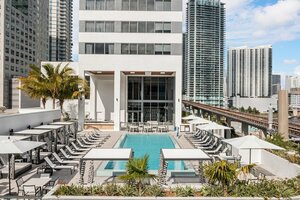 Гостиница AC Hotel Miami Brickell в Майами