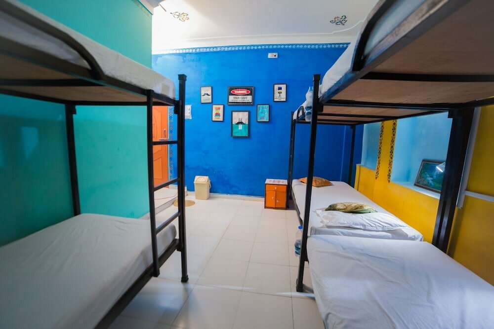 Фото Hotel Hanuman Ghat