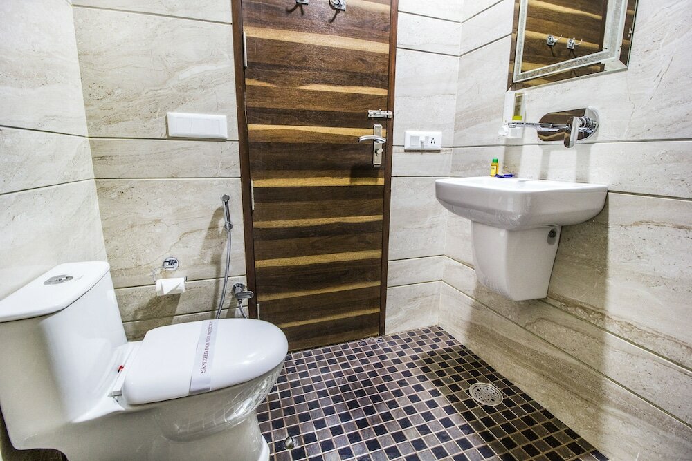 Фото FabHotel Sapphire Inn Mansarovar